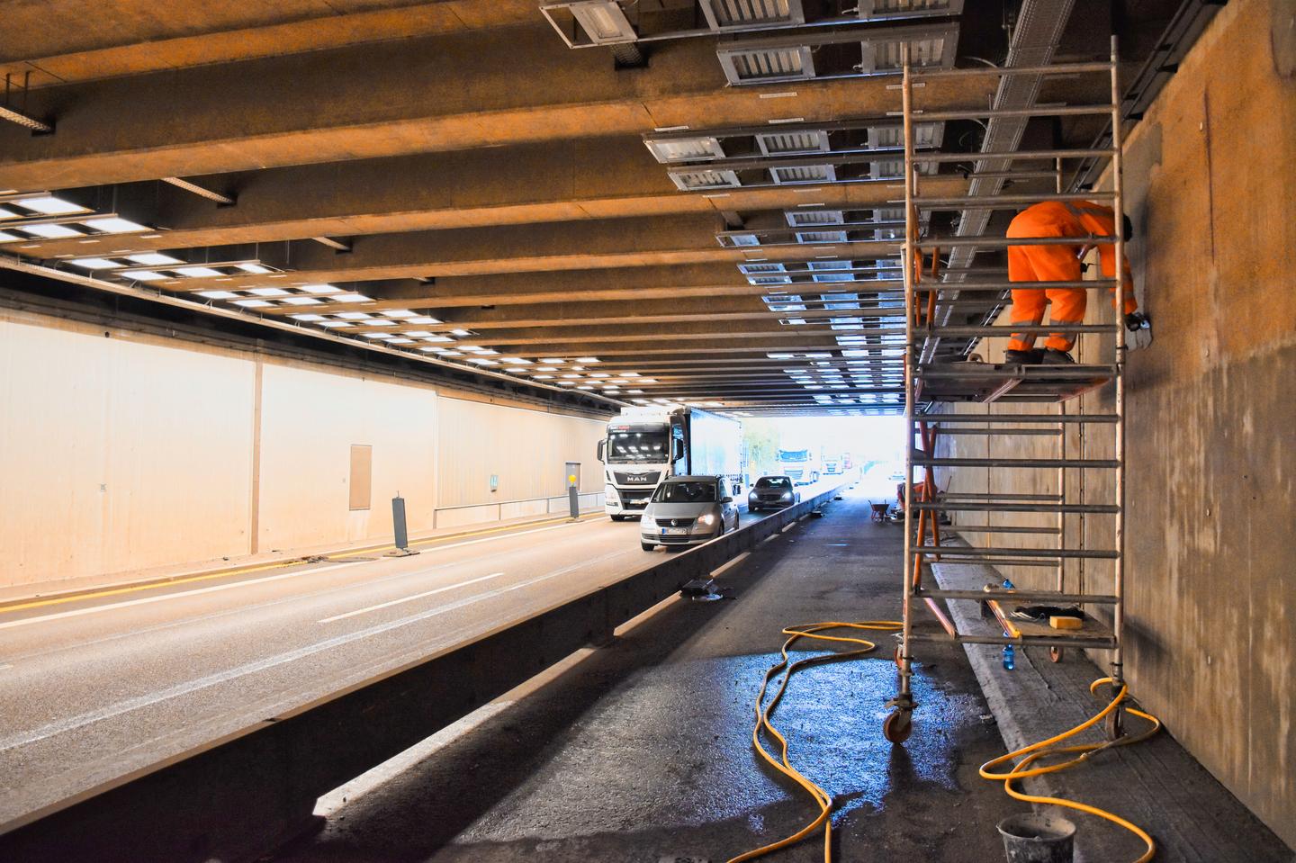 Modernisierungsarbeiten am Tunnel Erle
