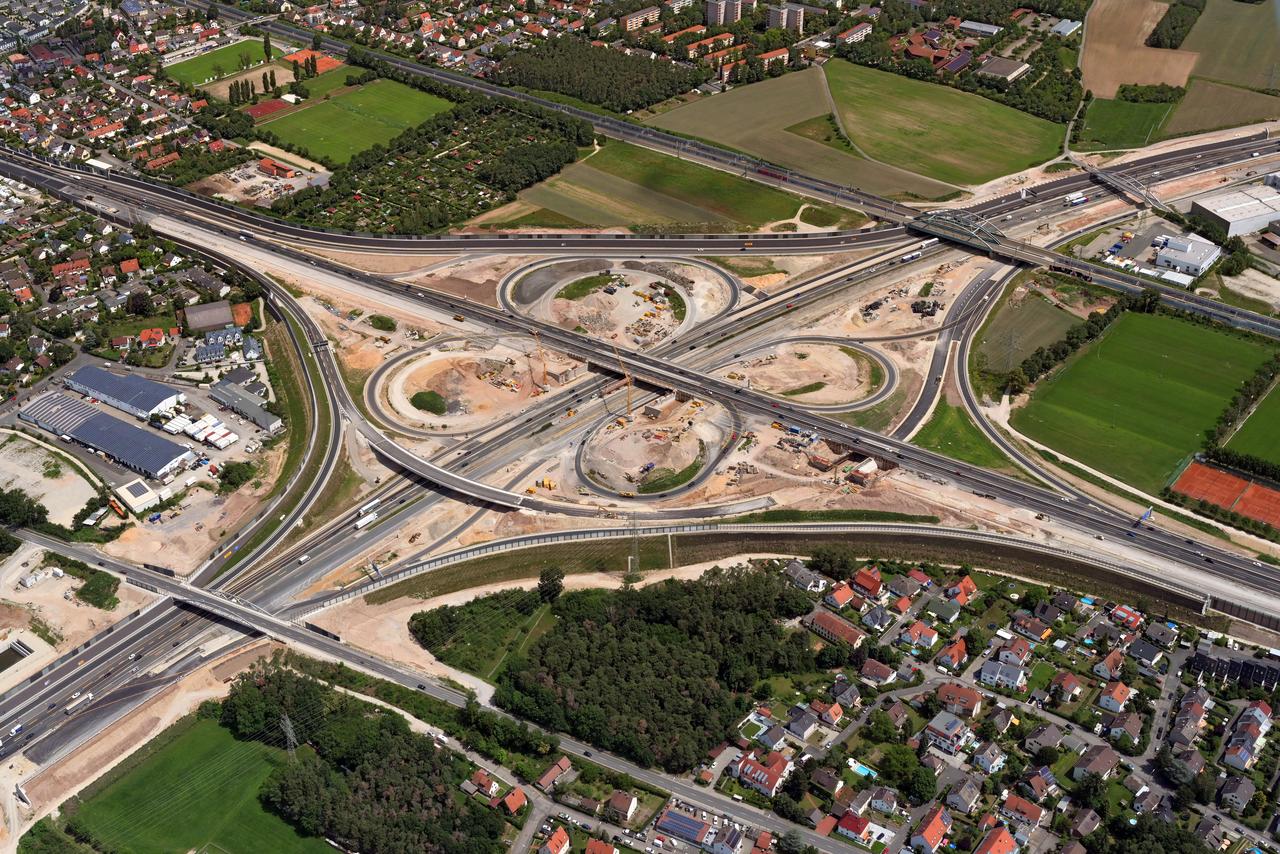 Luftbild des Autobahnkreuzes Fürth/Erlangen
