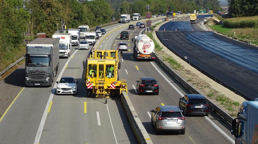 A9 Erhaltungsabschnitt 5 Innovatives Verkehrsmanagement mit dem Road Zipper