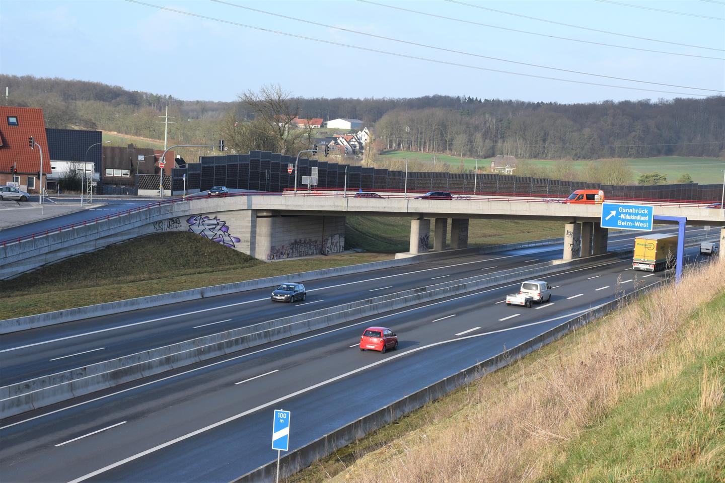 Das Bild zeigt die letzte Ausfahrt auf der A33 an der Anschlussstelle Widukindland.