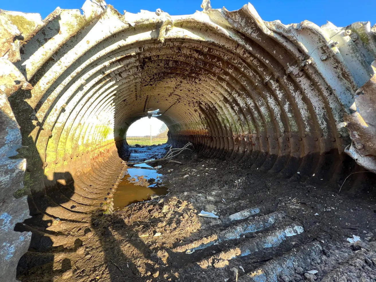 Das ausgebaut Wellstahlrohr. © Die Autobahn GmbH des Bundes