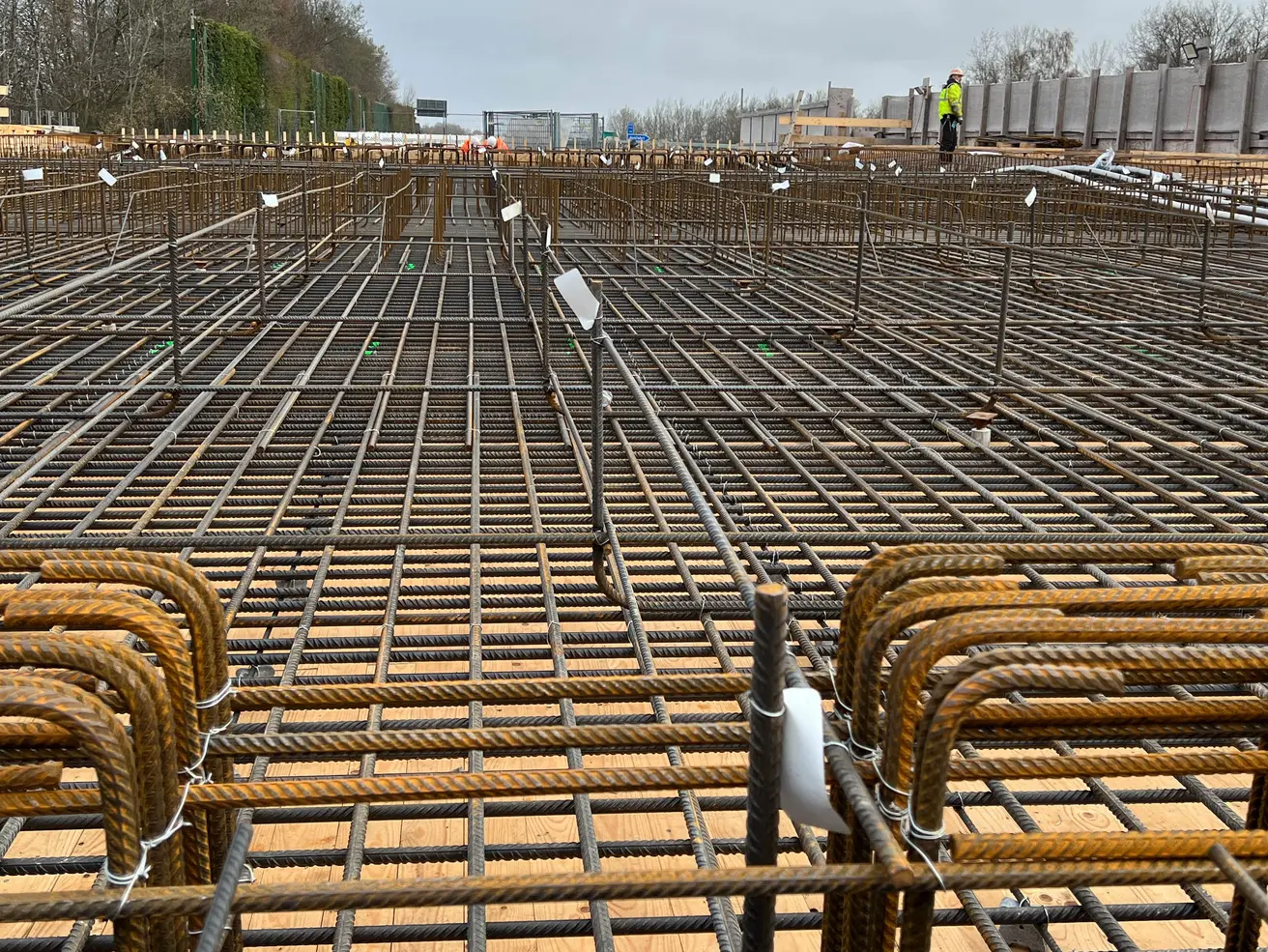 Blick auf das Bewehrungsgewirr. © Die Autobahn GmbH des Bundes Blick auf das Bewehrungsgewirr. © Die Autobahn GmbH des Bundes