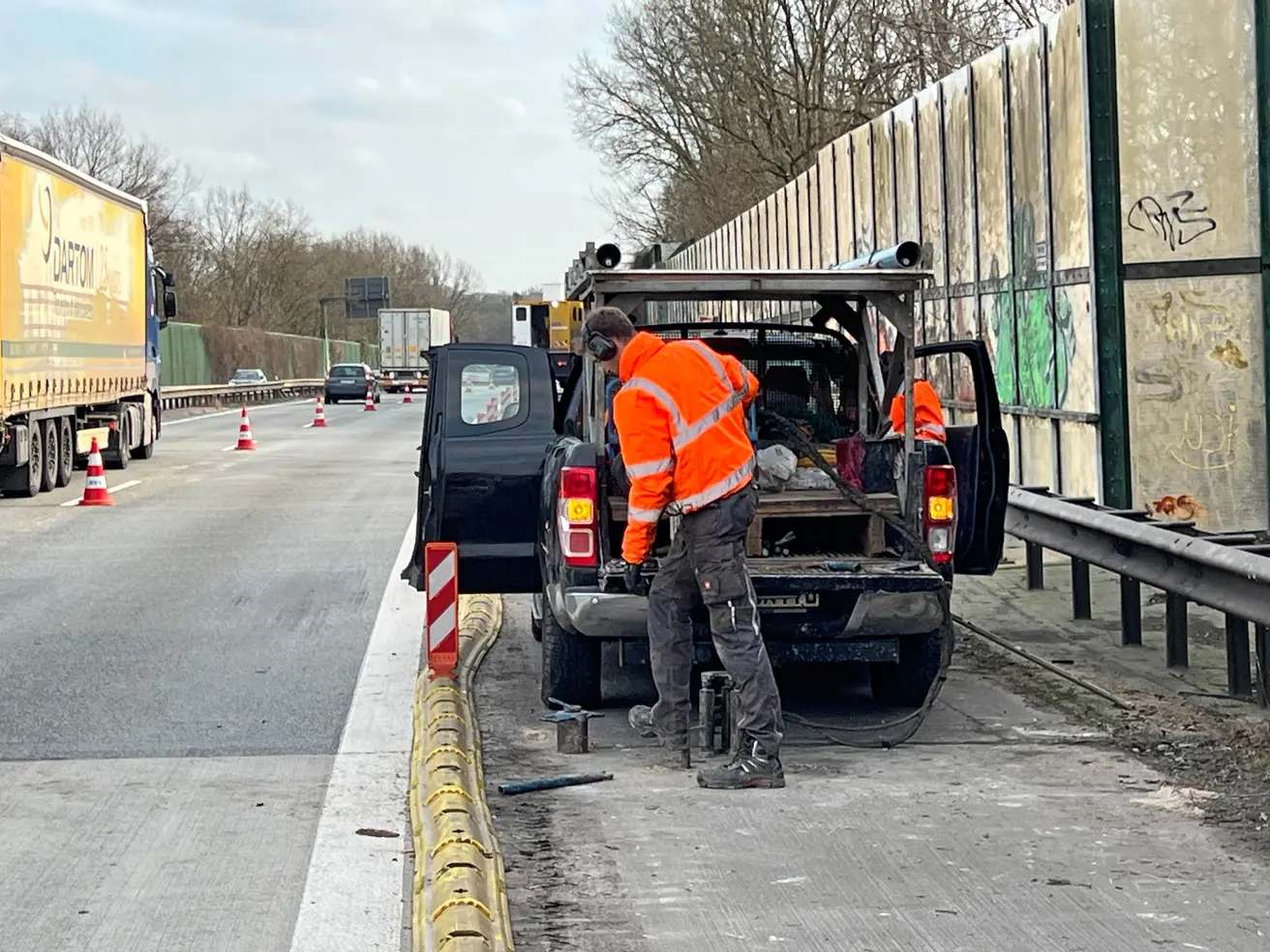 Baugrunderkundungen im Bereich der Brücke. © Die Autobahn GmbH des Bundes