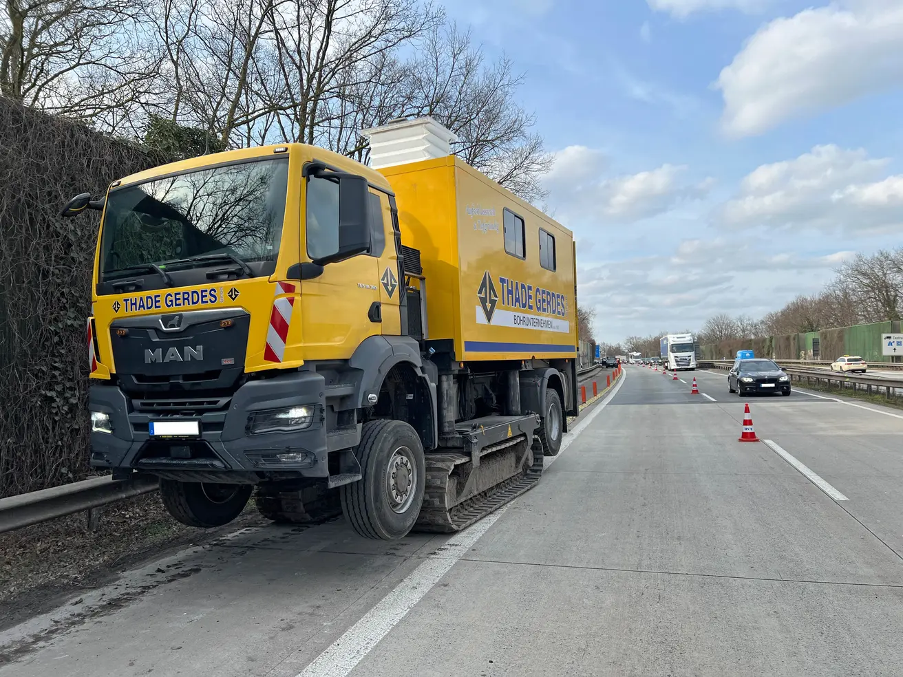 Spezialfahrzeug zur Baugrunderkundung. © Die Autobahn GmbH des Bundes