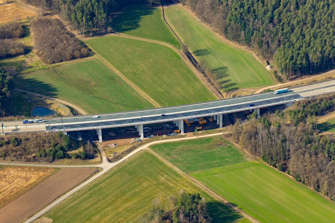 Luftaufnahme der Ödschlagtalbrücke (Foto: FrankenAir)