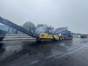 A25: Deckschichtsanierung - Neue Binderschicht