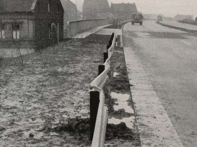 1955 Stahlschutzplanke Bochum.png