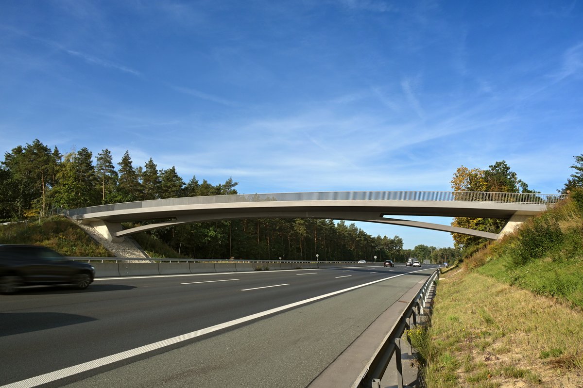 Forstwegbrücke an der A3 beim Ingenieurpreis des Deutschen Stahlbaus 2024 Die