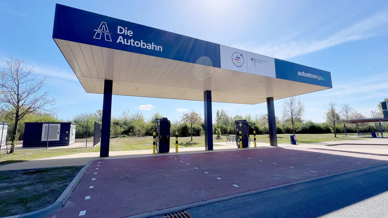 PWC Plater Berg Eröffnung Schnellladeinfrastruktur