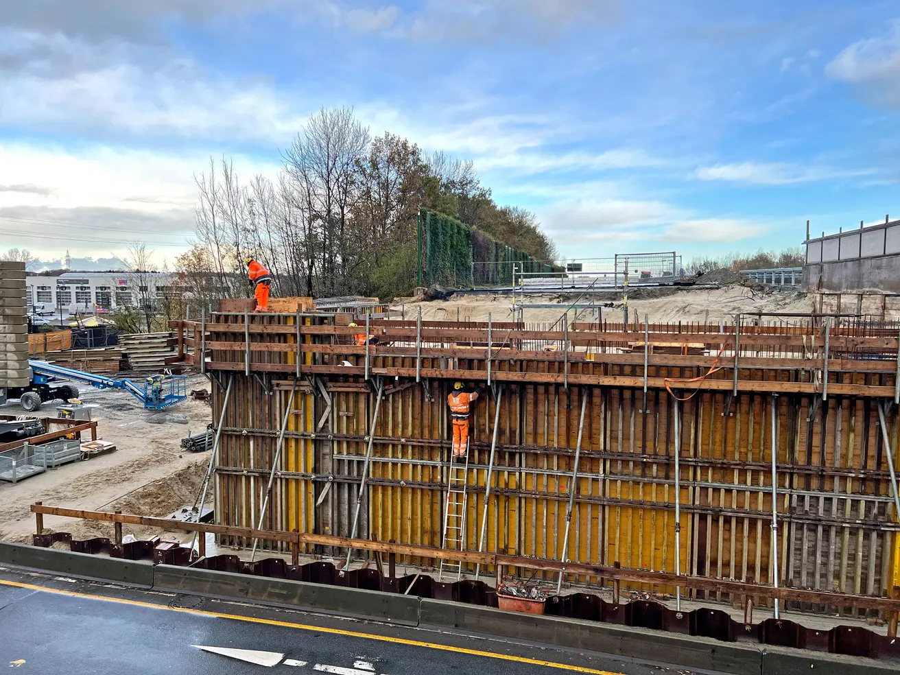 20251117 091723692 iOS