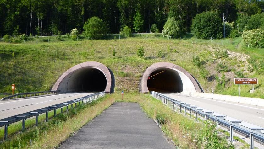 Tunnel_Eichelberg.jpg